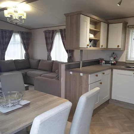 Hot Tub Luxury Caravan 23 Lancaster Tattershall Lakes Exterior photo