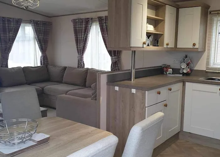 Hot Tub Luxury Caravan 23 Lancaster Tattershall Lakes